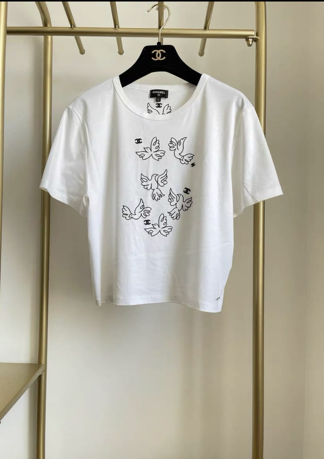 Chanel 22p white peace t-shirt 36 – Wararni.com