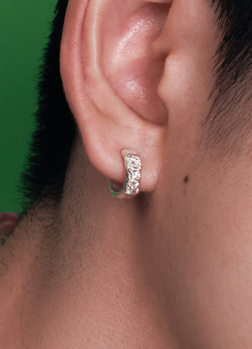 スウェイジルコニアフープピアス(CR.BK) Toii | whoseA (フーシー
