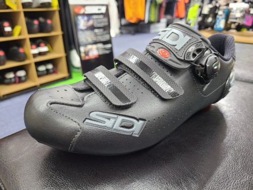 SIDI】40％OFF！初めてでも買い替えでも満足できる高フィット人気