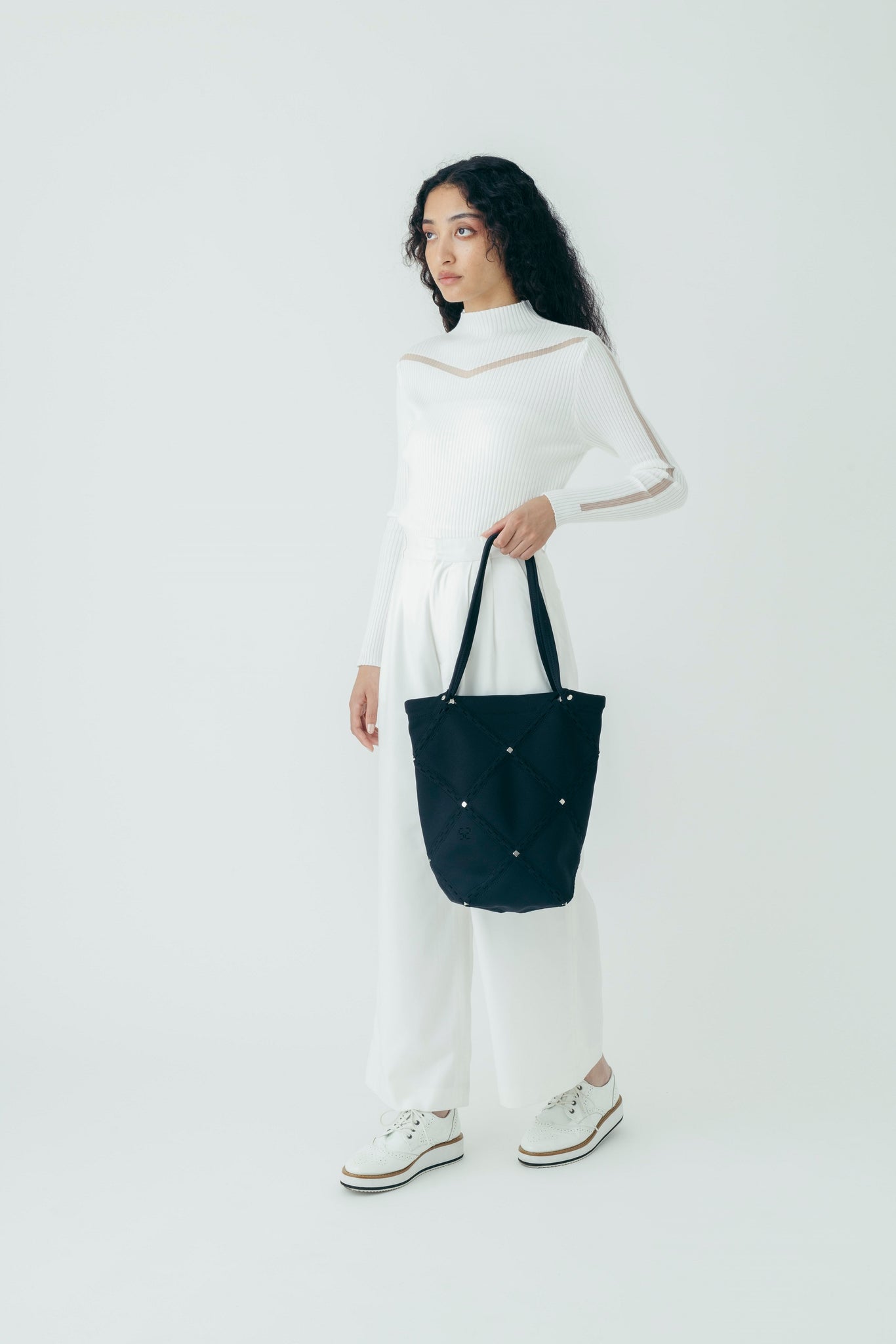 RELAX M Black – 52 BY HIKARUMATSUMURA