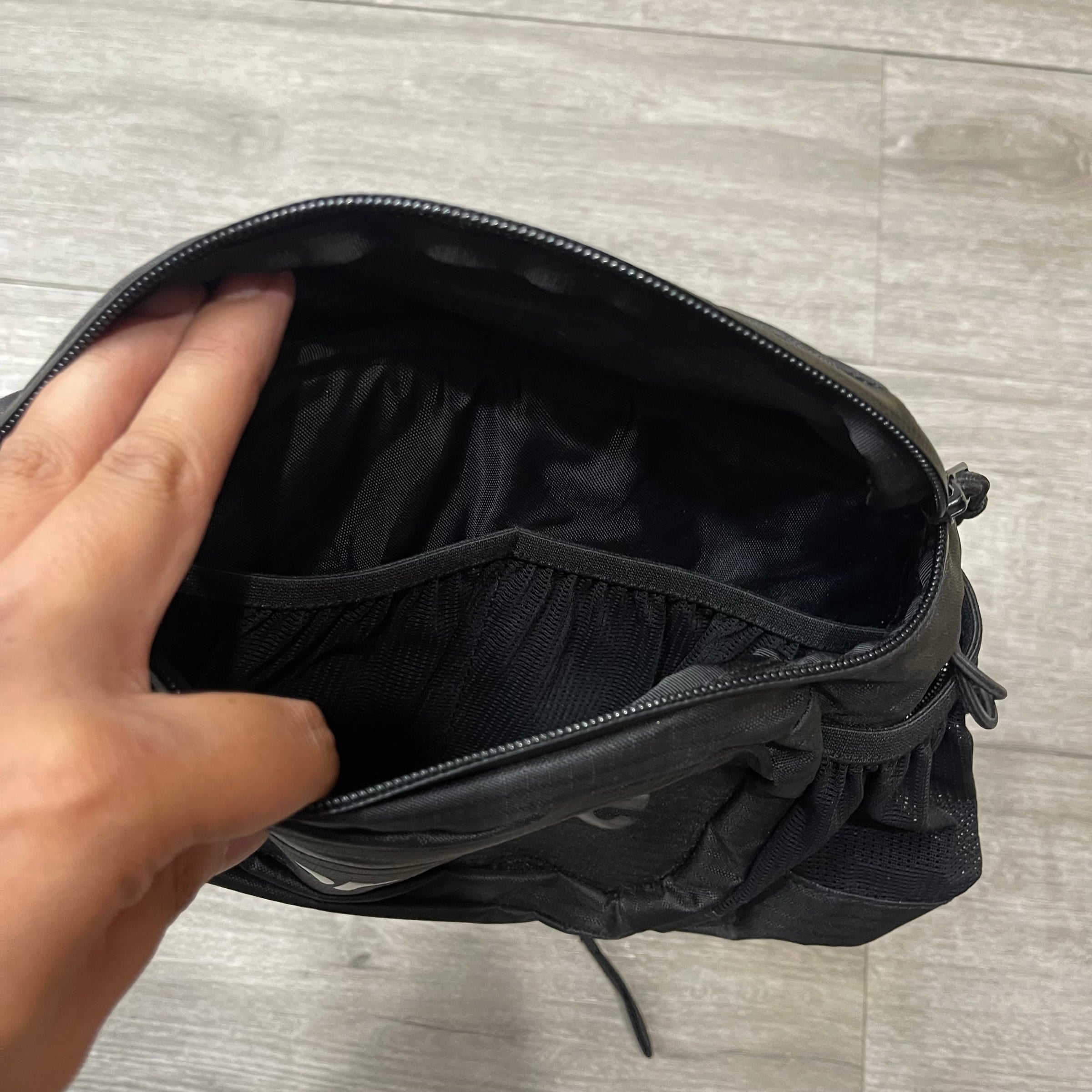 Supreme Sling Bag SS21 Black $90 | Archived SF