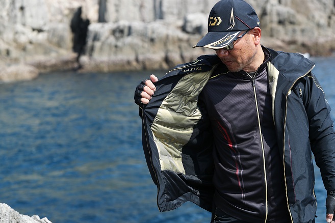 DW-1024T GORE-TEX トーナメントウィンターサーモスーツ(ウェア)｜DAIWA