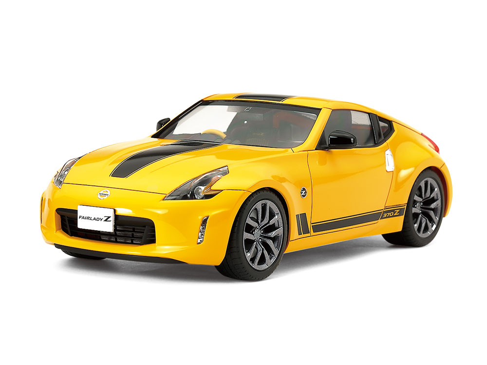 1/24 NISSAN フェアレディZ Heritage edition: スケールモデル｜TAMIYA