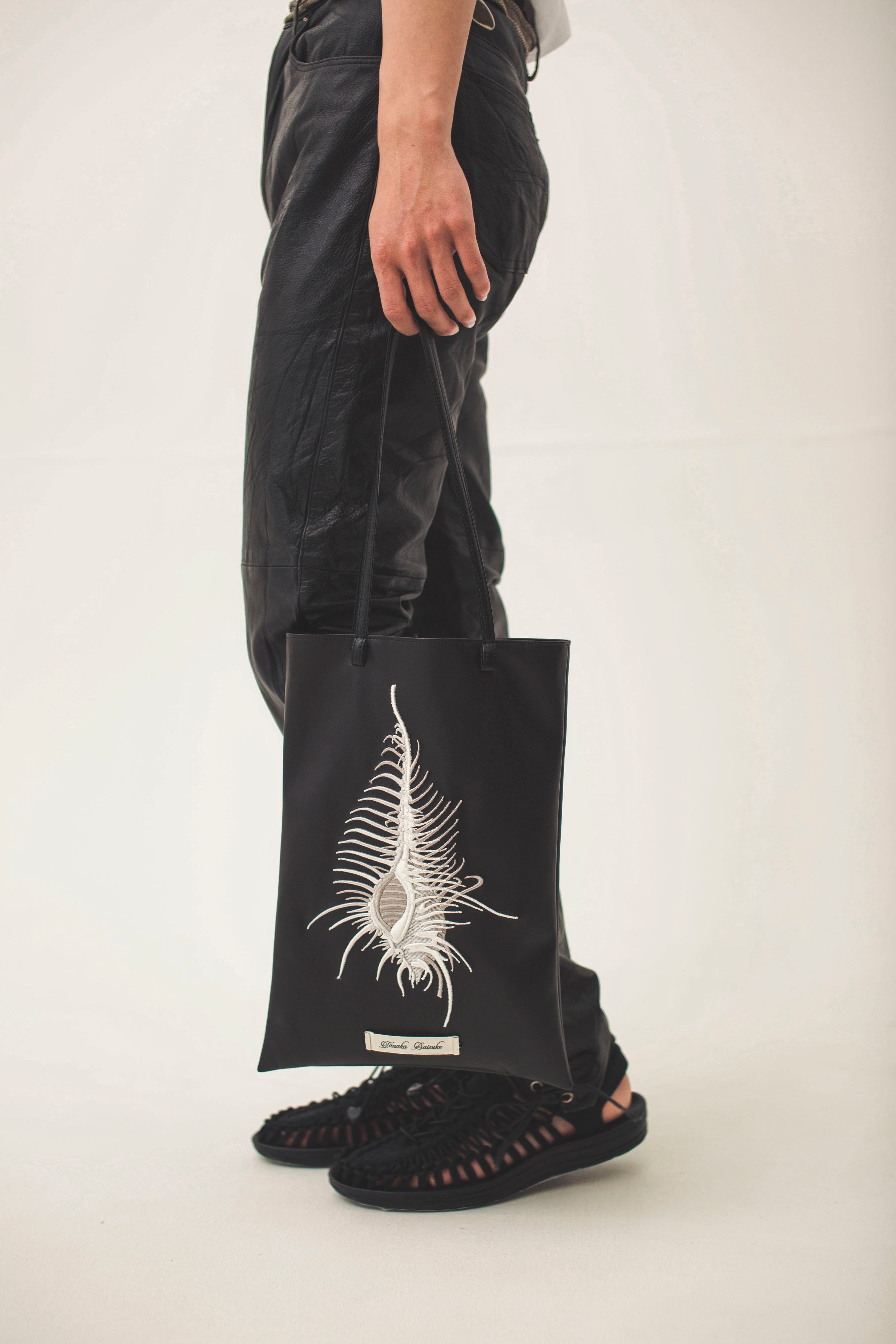 tanakadaisuke AKKIGAI leather bag