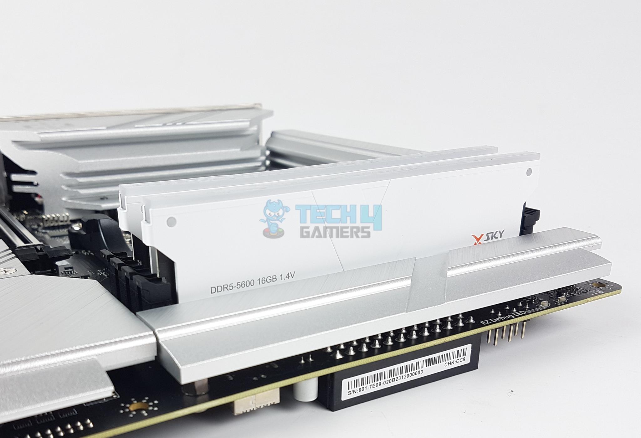 V-Color Manta xSky RGB 32GB DDR5-5600 CL26 Kit Review