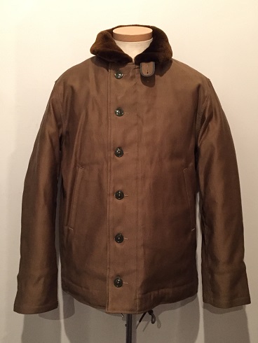 N-1 DECK JACKET カーキとスペシャルの比較 - ザ・リアルマッコイズ茨城