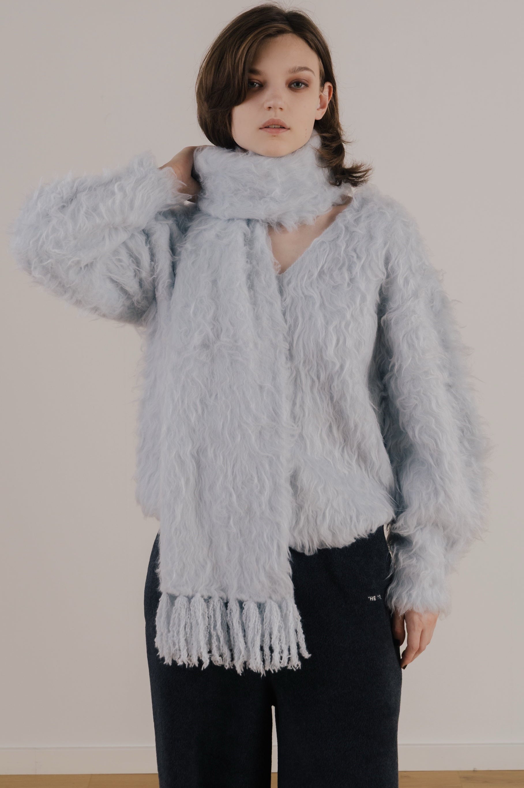 Eltz Shaggy Muffler – THE TOÉ
