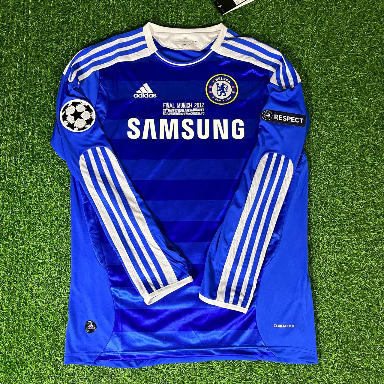 didier-drogba-chelsea-2012-