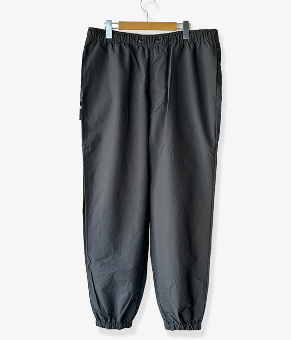 DESCENDANT/WHARF NYLON TROUSERS (CHARCOAL)