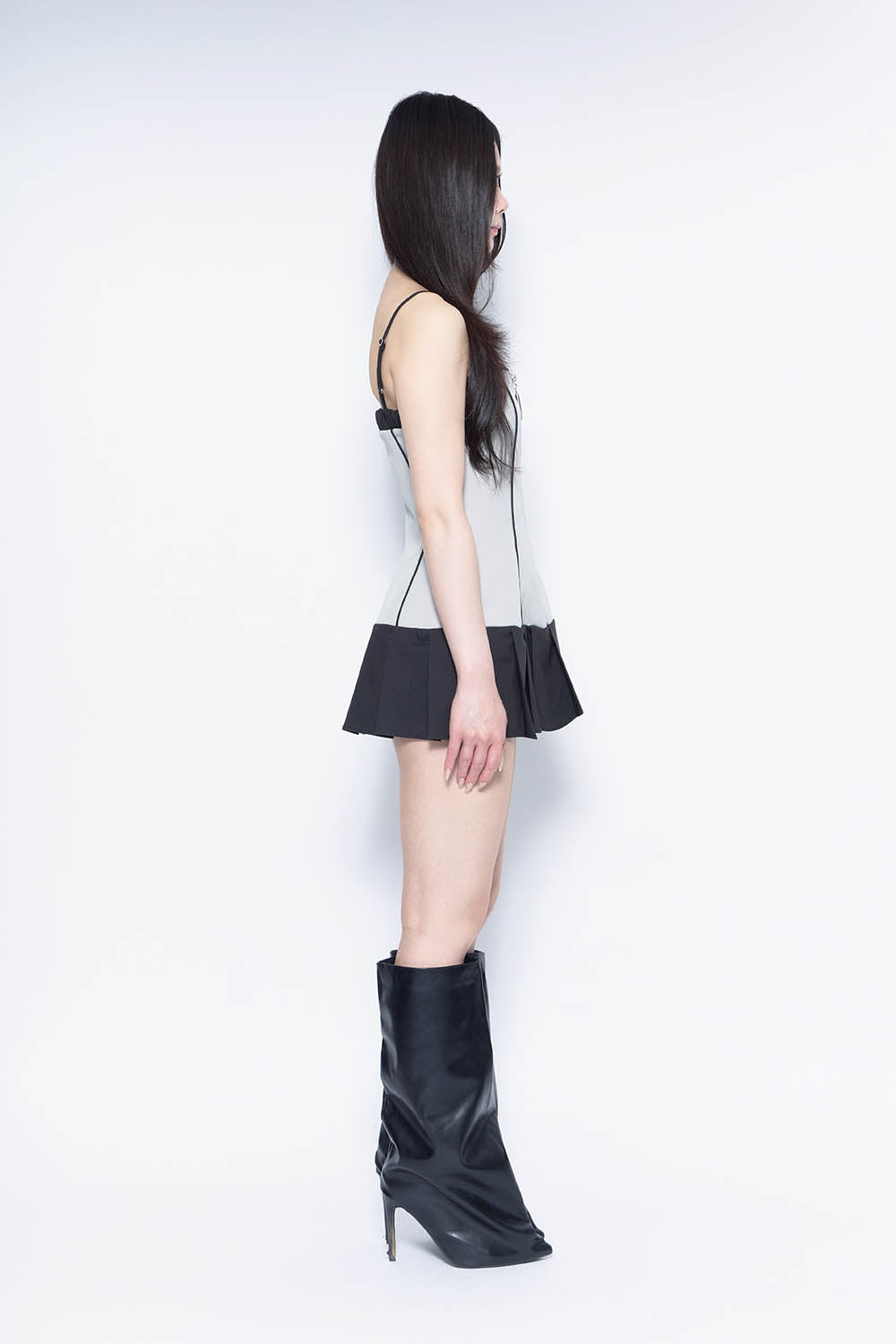 THEREDTHREAD / ザレッドスレッド】S ribbon dress pleats
