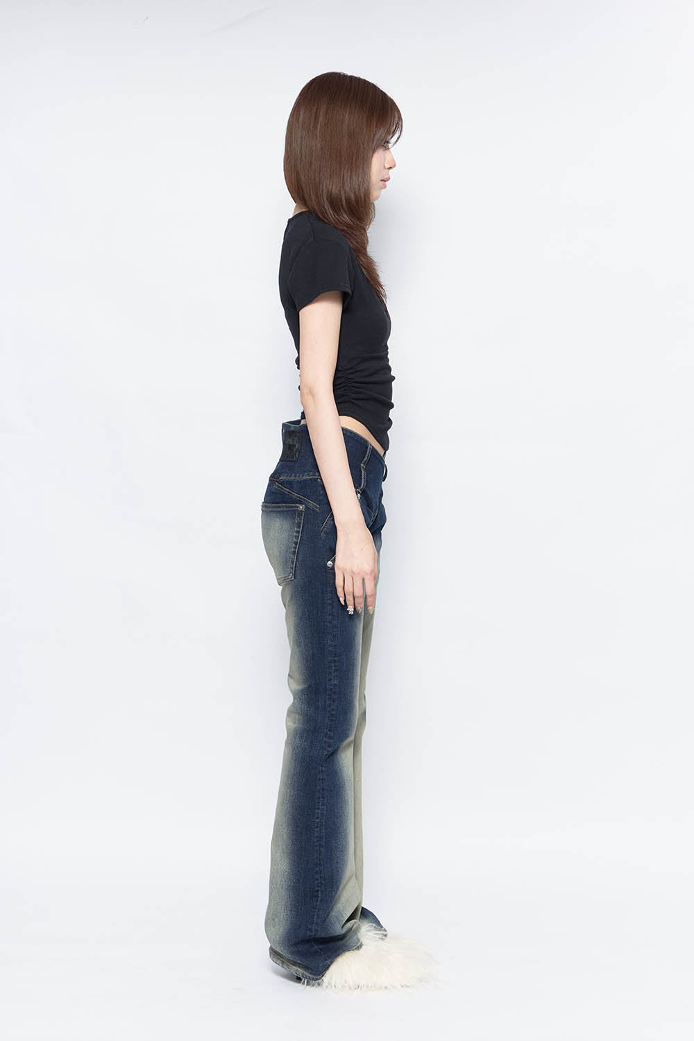 THEREDTHREAD / ザレッドスレッド】S V-shape denim 1