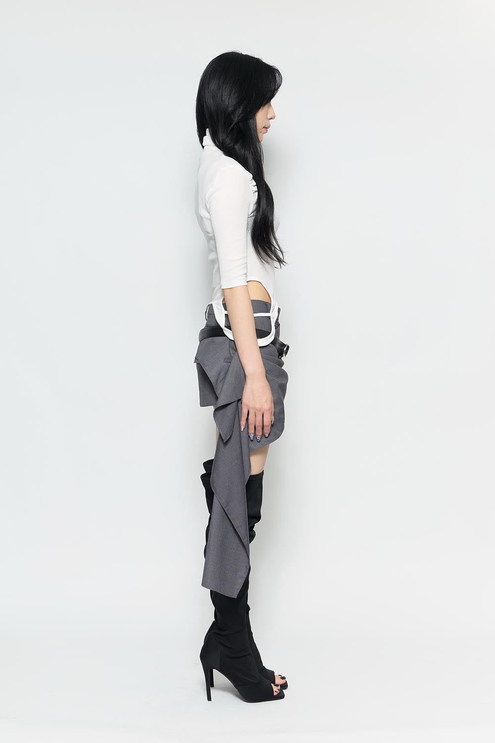 THEREDTHREAD / ザレッドスレッド】S drape tail skirt mini
