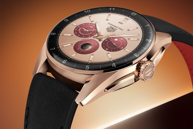 タグ・ホイヤー コネクテッド 42mm キャリバーE4 ゴールデンブライト