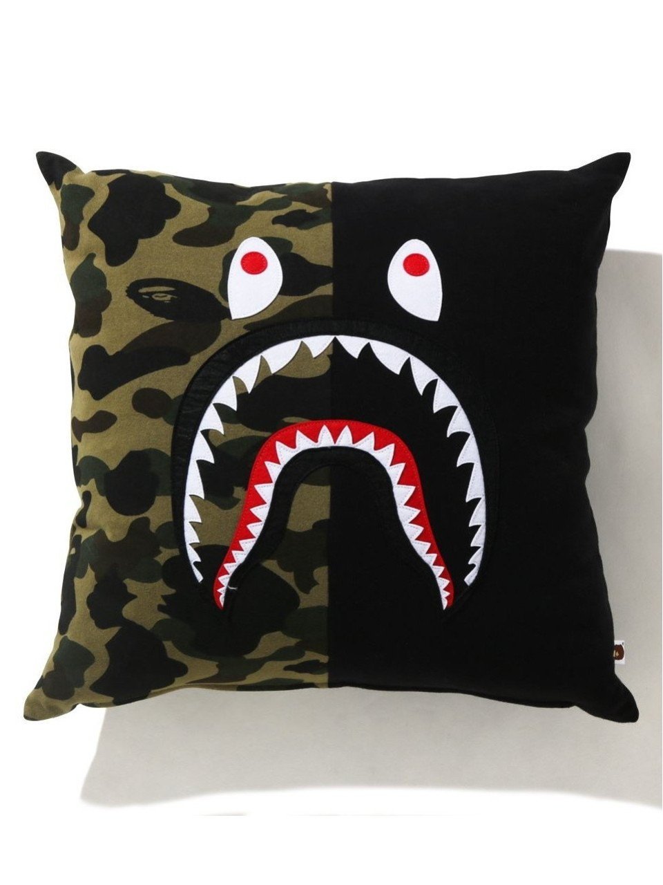 楽天市場】BATHING APE クッションの通販