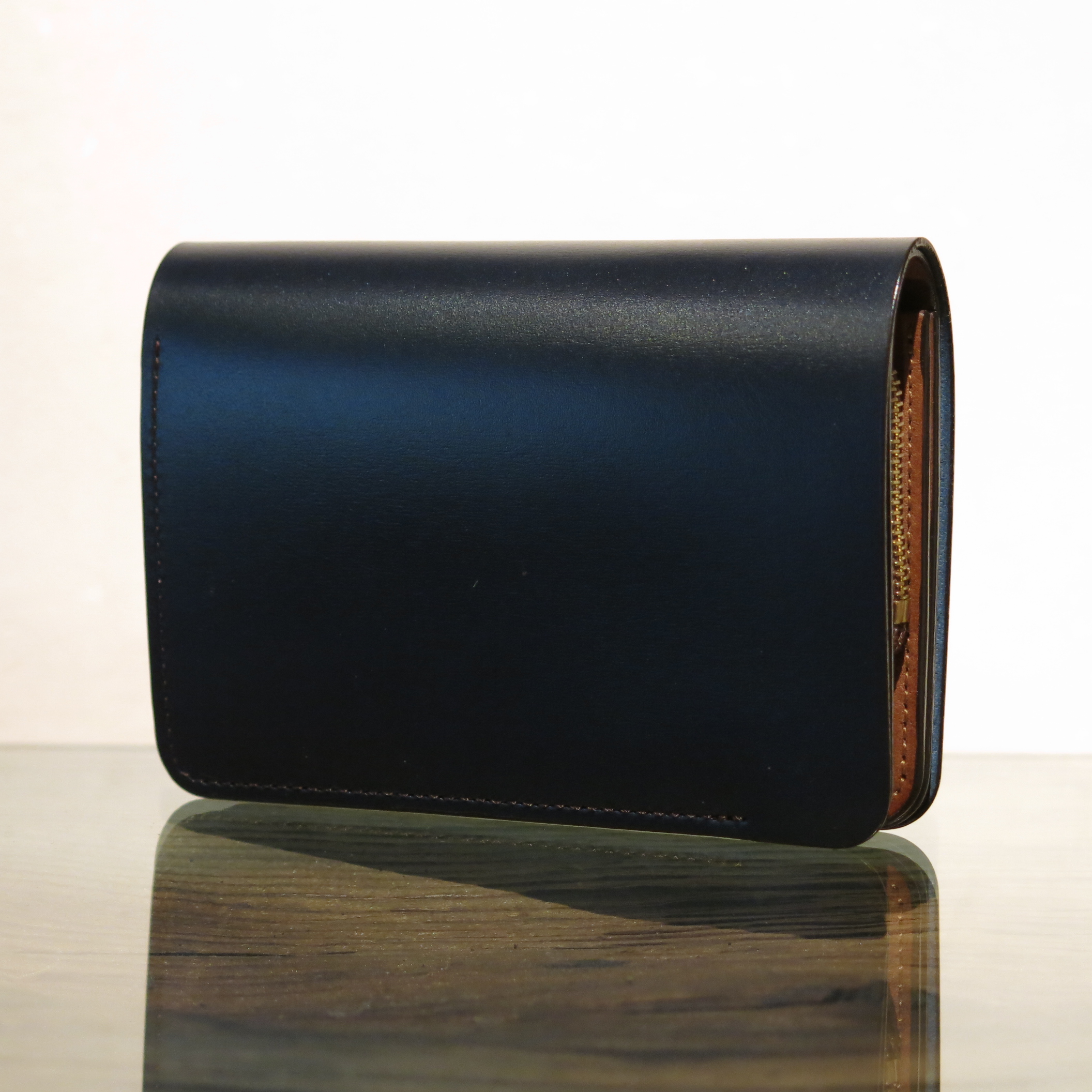 forme / short wallet / Crispell calf & baby calf | TIBETAN MARKET