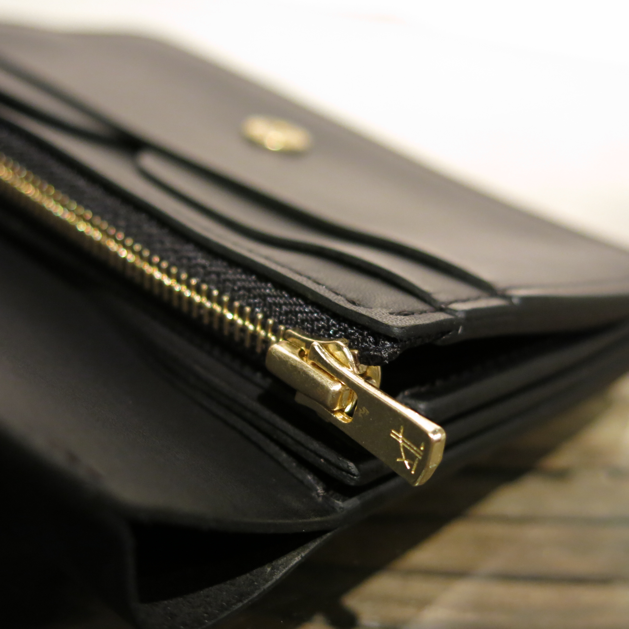 forme / short wallet / Crispell calf & baby calf | TIBETAN MARKET