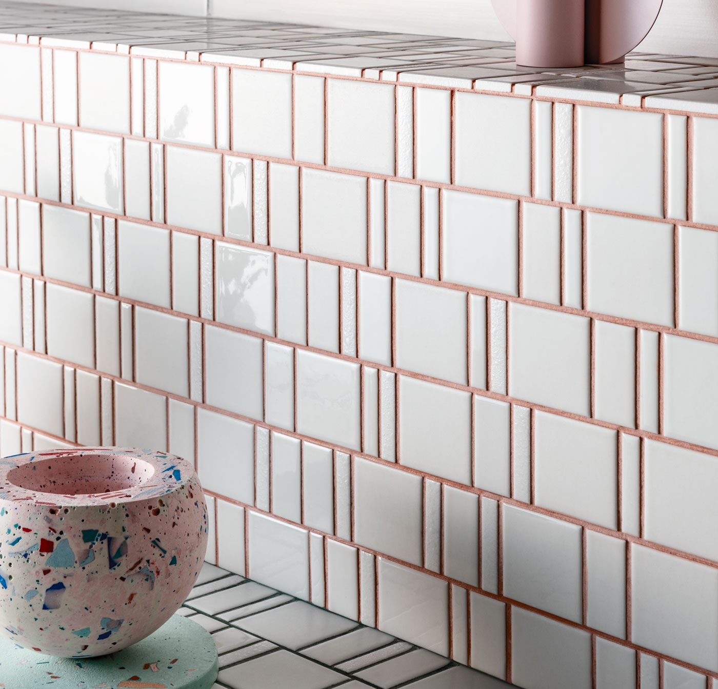833セラドン-F | BISCUIT | BISCUIT | tiles by HiRATA TILE | 新築