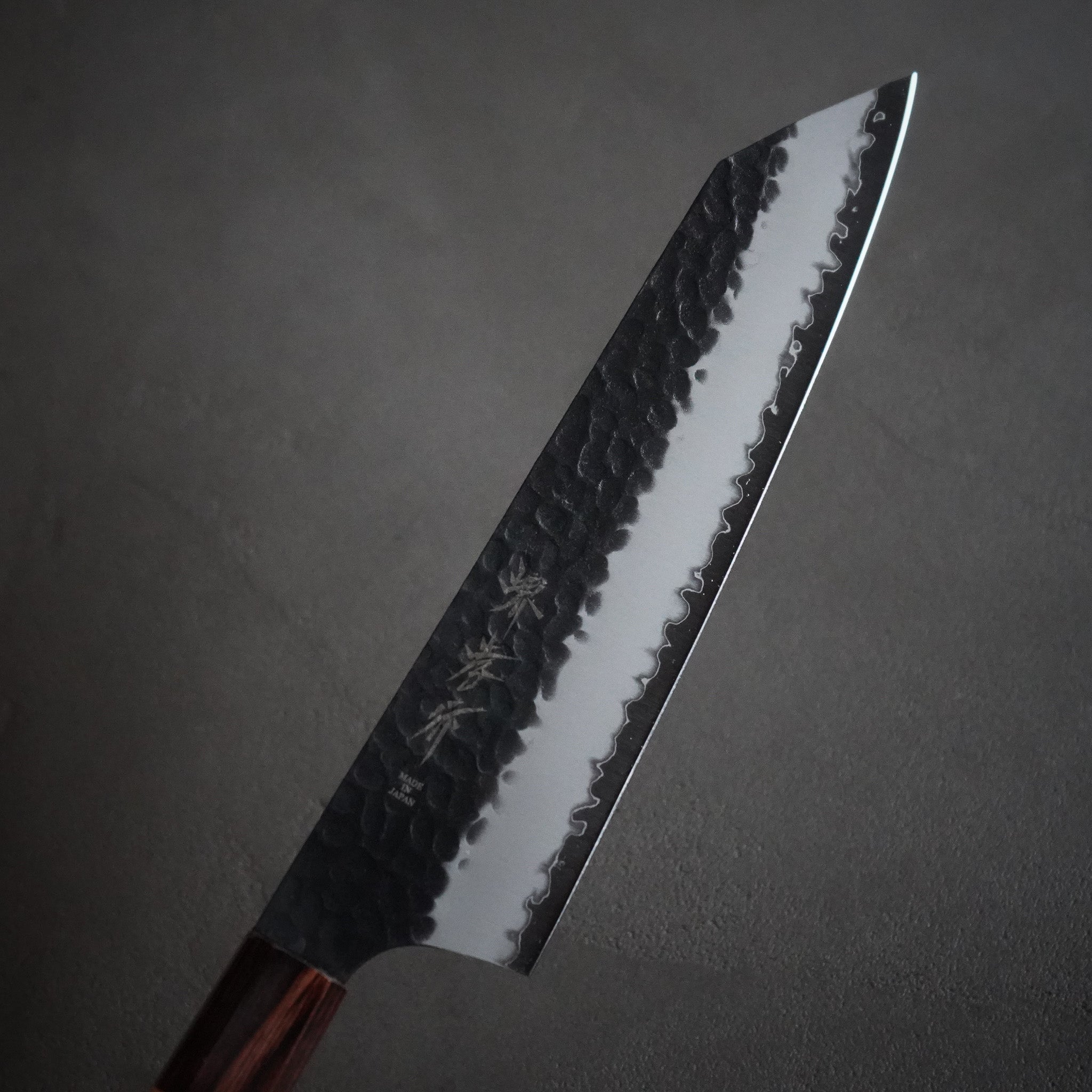青紙スーパー 剣型牛刀包丁 190mm / 堺孝行 – Tomoe-Ya