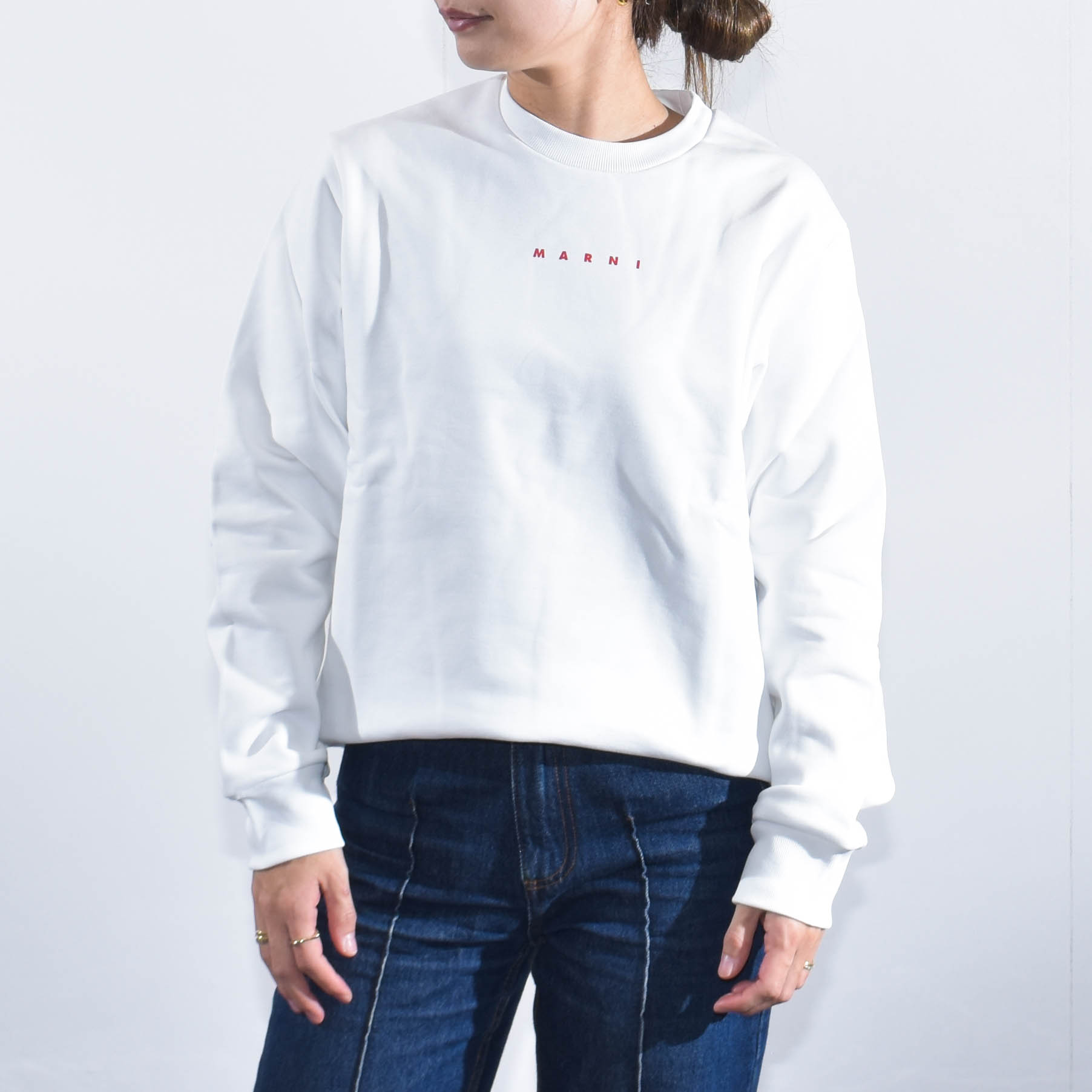 ma-m01408m00v0-w-10.jpg