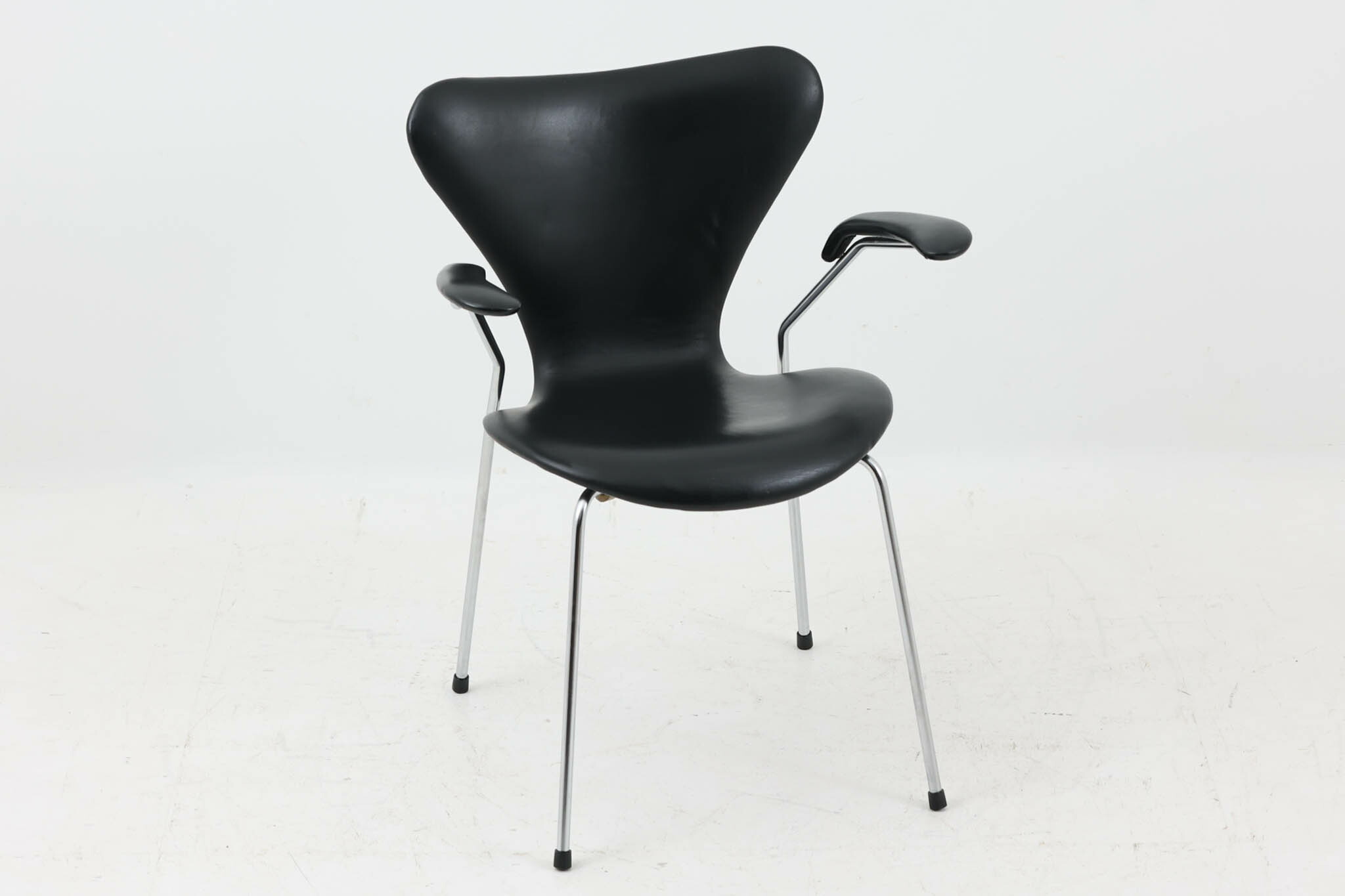 楽天市場】Fritz Hansen(フリッツ・ハンセン) セブンチェア アーム付き