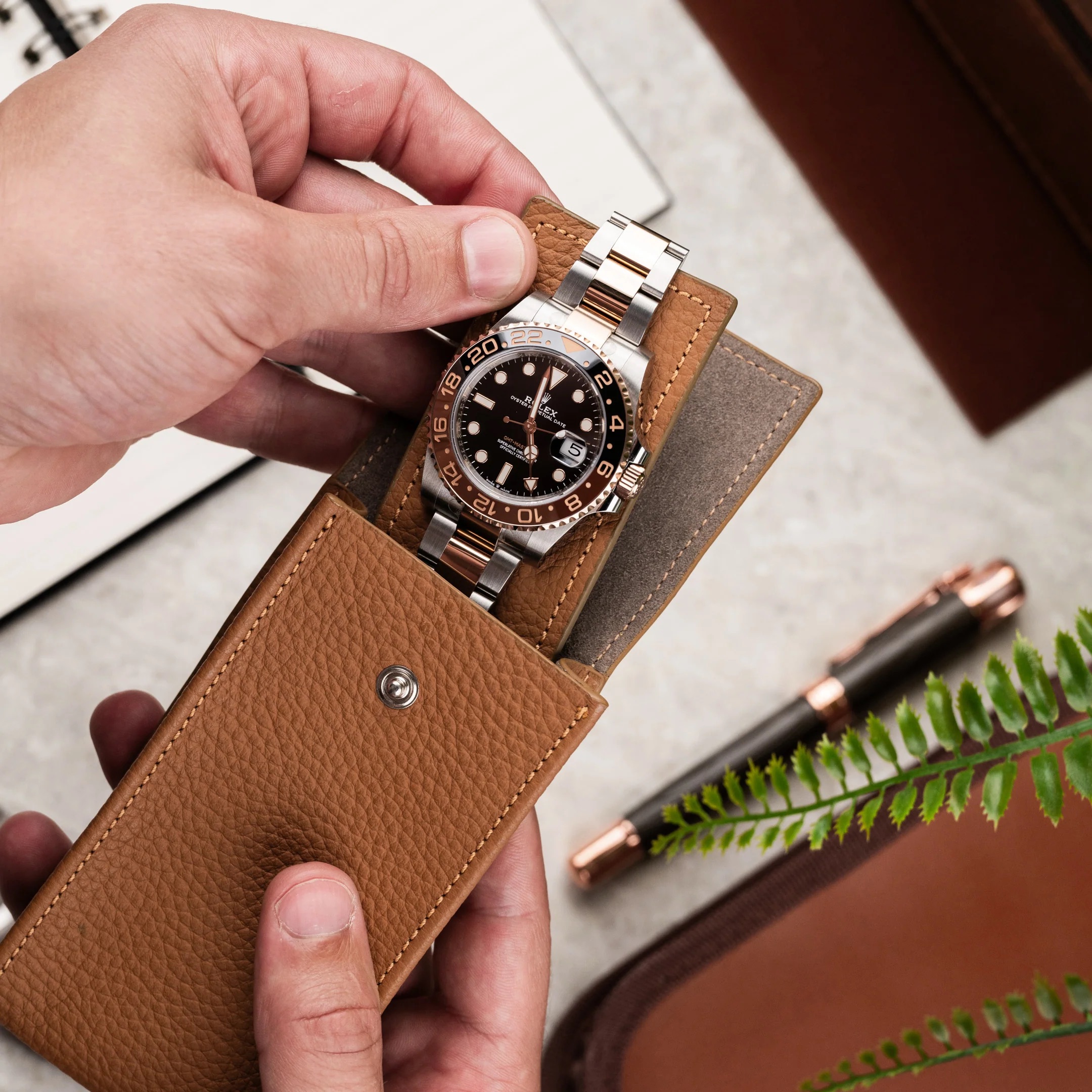 楽天市場】IFLW ウォッチポーチ 1本用 Chestnut Leather WATCH POUCH