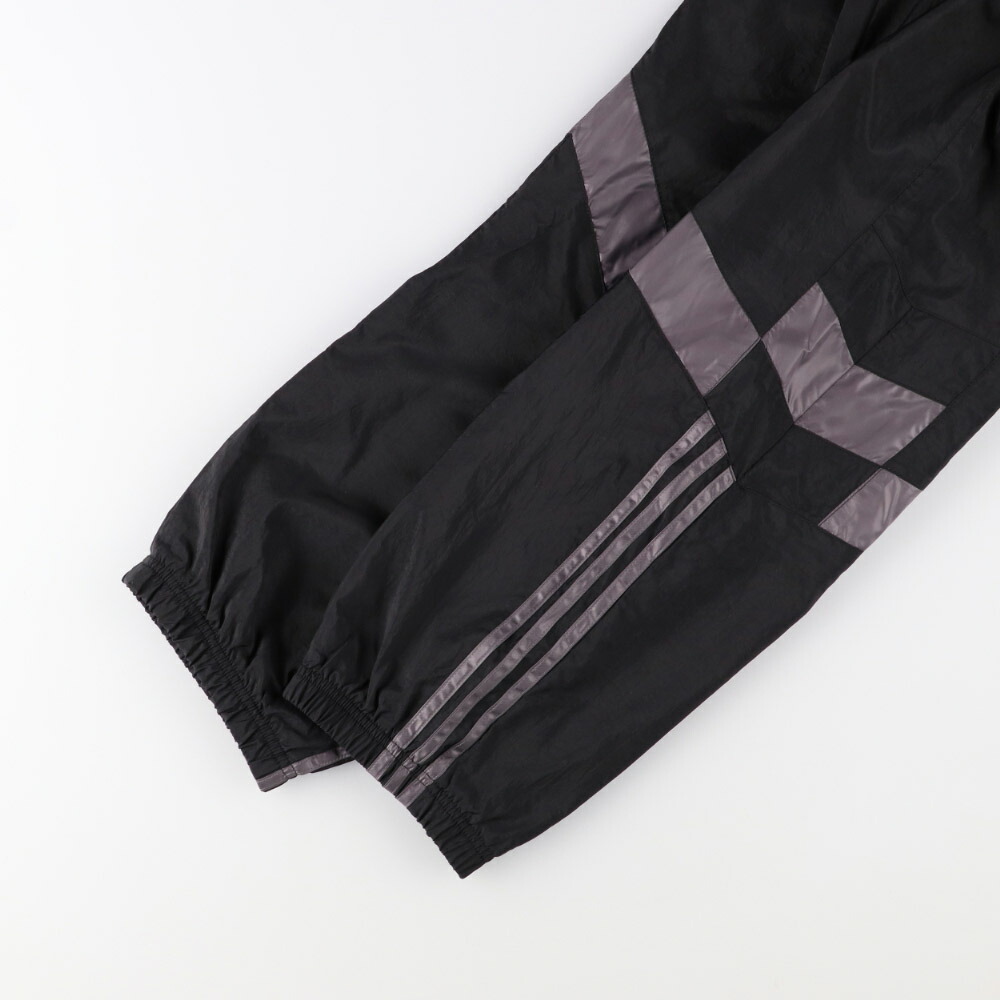 楽天市場】アディダス スケートボーディング JI9041 FA×ADIDAS SB