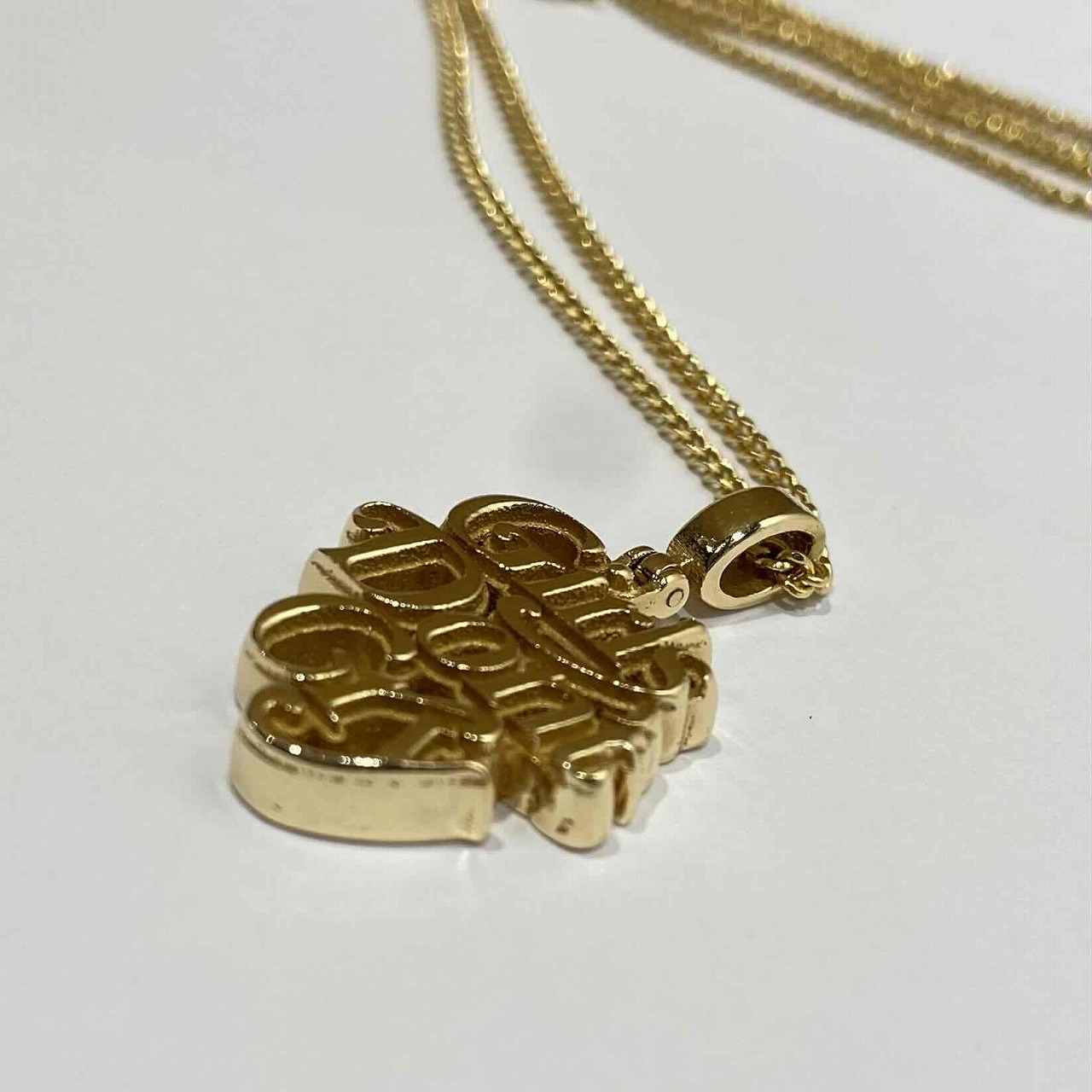楽天市場】Girls Don't Cry GDC LOGO GOLD CHAIN NECKLACE ガールズ
