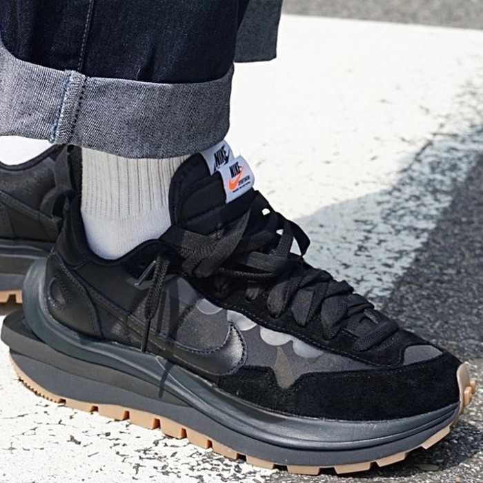 楽天市場】【今だけ500円割引クーポンあり!!】Nike ナイキ × サカイ