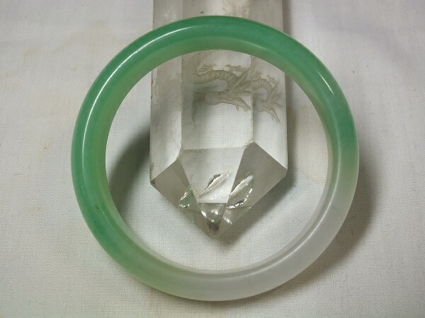 楽天市場】□龍香堂□☆美品！ミャンマー氷種翡翠バングル58mm : 龍香堂