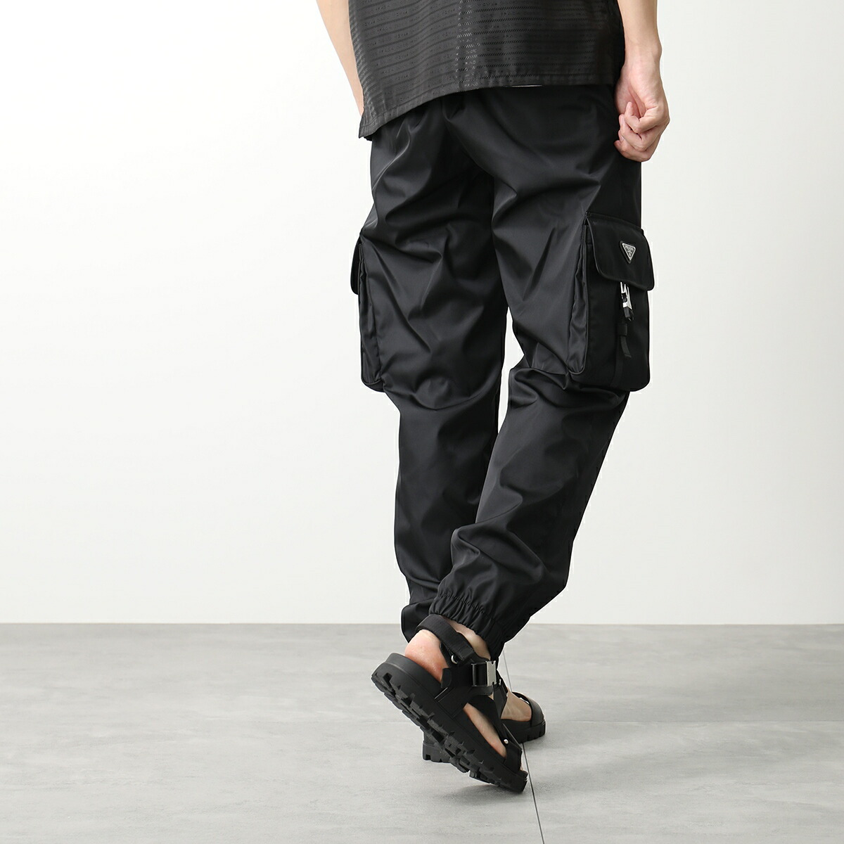 楽天市場】PRADA プラダ パンツ SPH130 1WQ8 メンズ Re-Nylon