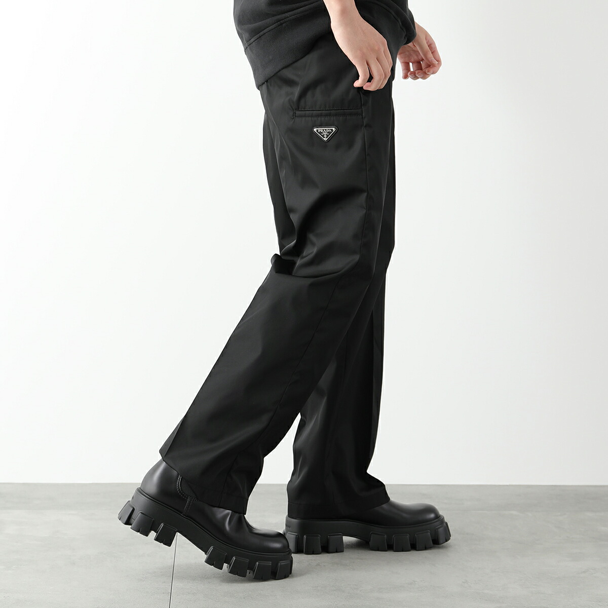 楽天市場】PRADA プラダ パンツ SPG30 1WQ8 メンズ Re-Nylon ナイロン