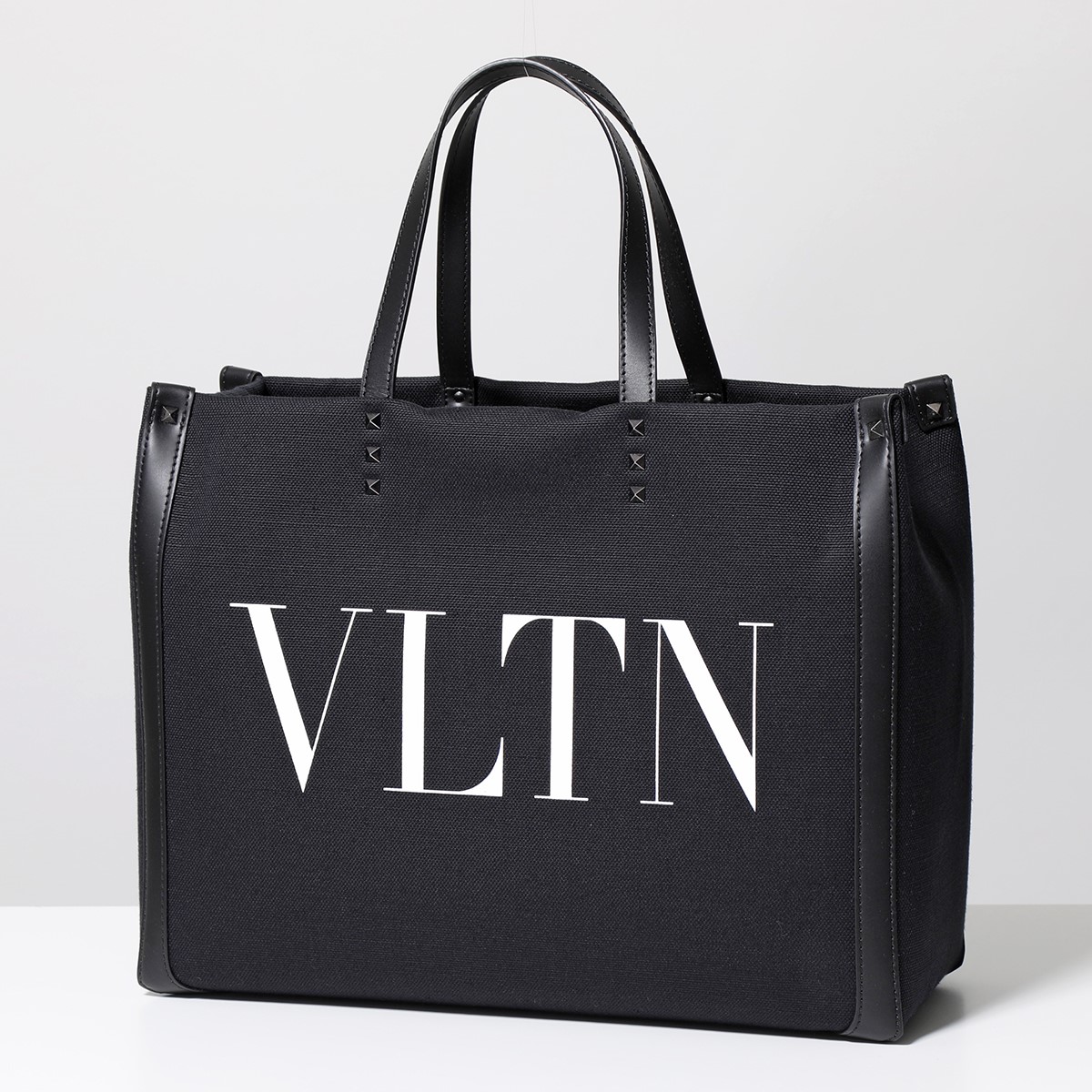 楽天市場】VALENTINO ヴァレンティノ トートバッグ 2Y2B0A35PYY メンズ