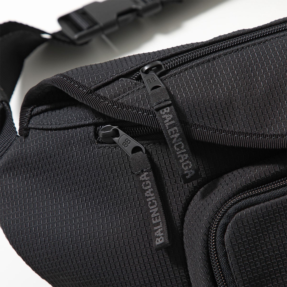 楽天市場】BALENCIAGA バレンシアガ ボディバッグ UNITY BELTPACK L