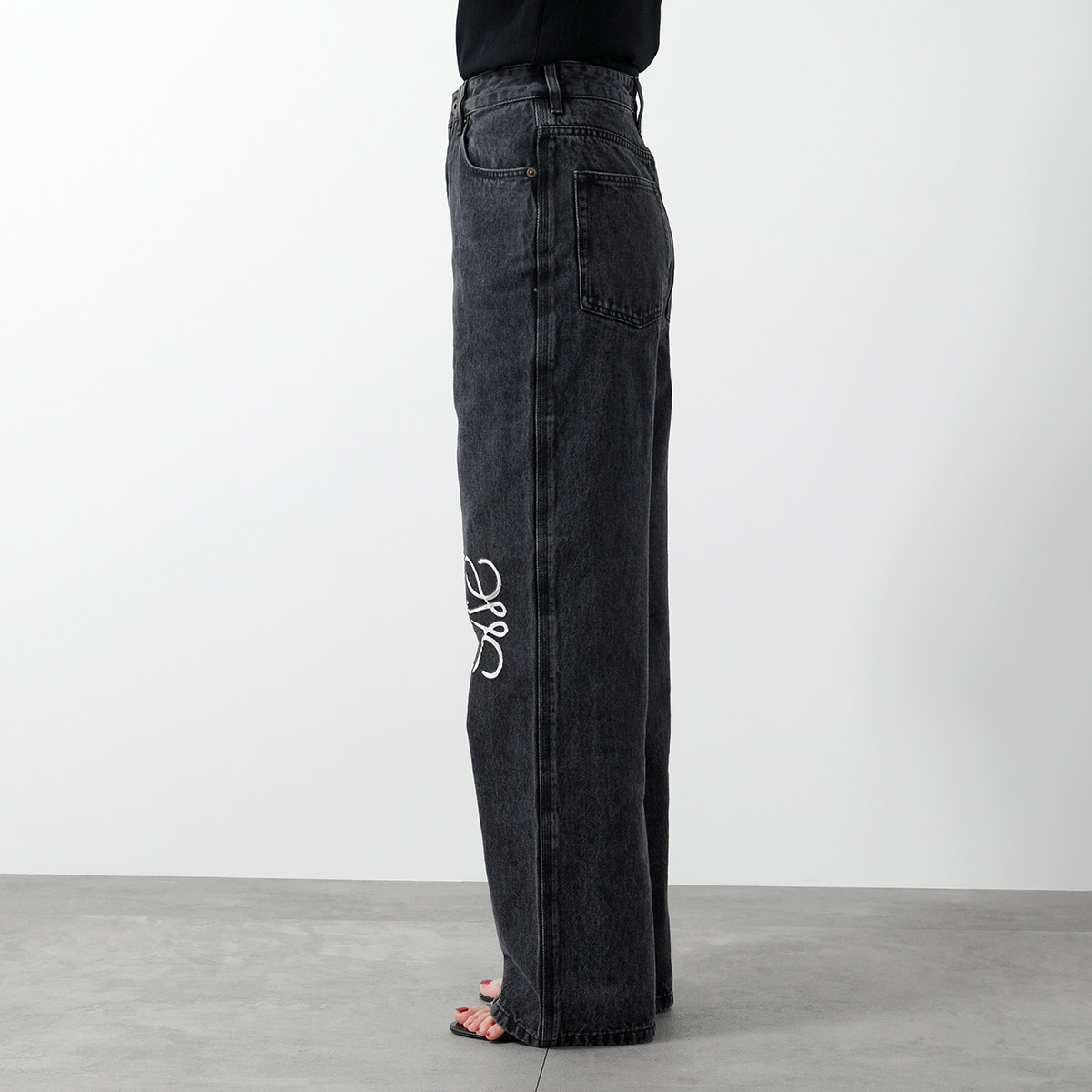 楽天市場】LOEWE ロエベ ジーンズ ANAGRAM BAGGY アナグラム バギー