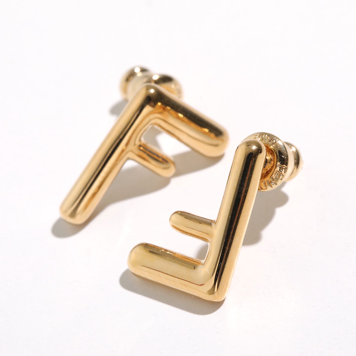 楽天市場】FENDI フェンディ ピアス FOREVER フォーエバー 8AH085 B08