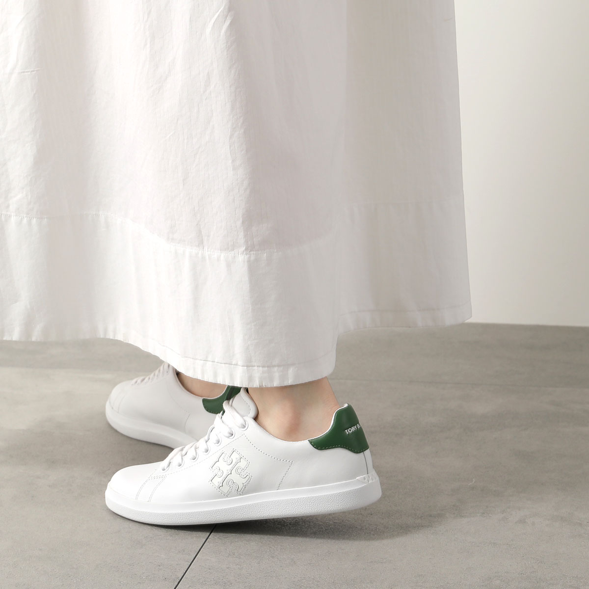 楽天市場】TORY BURCH トリーバーチ スニーカー DOUBLE T HOWELL COURT