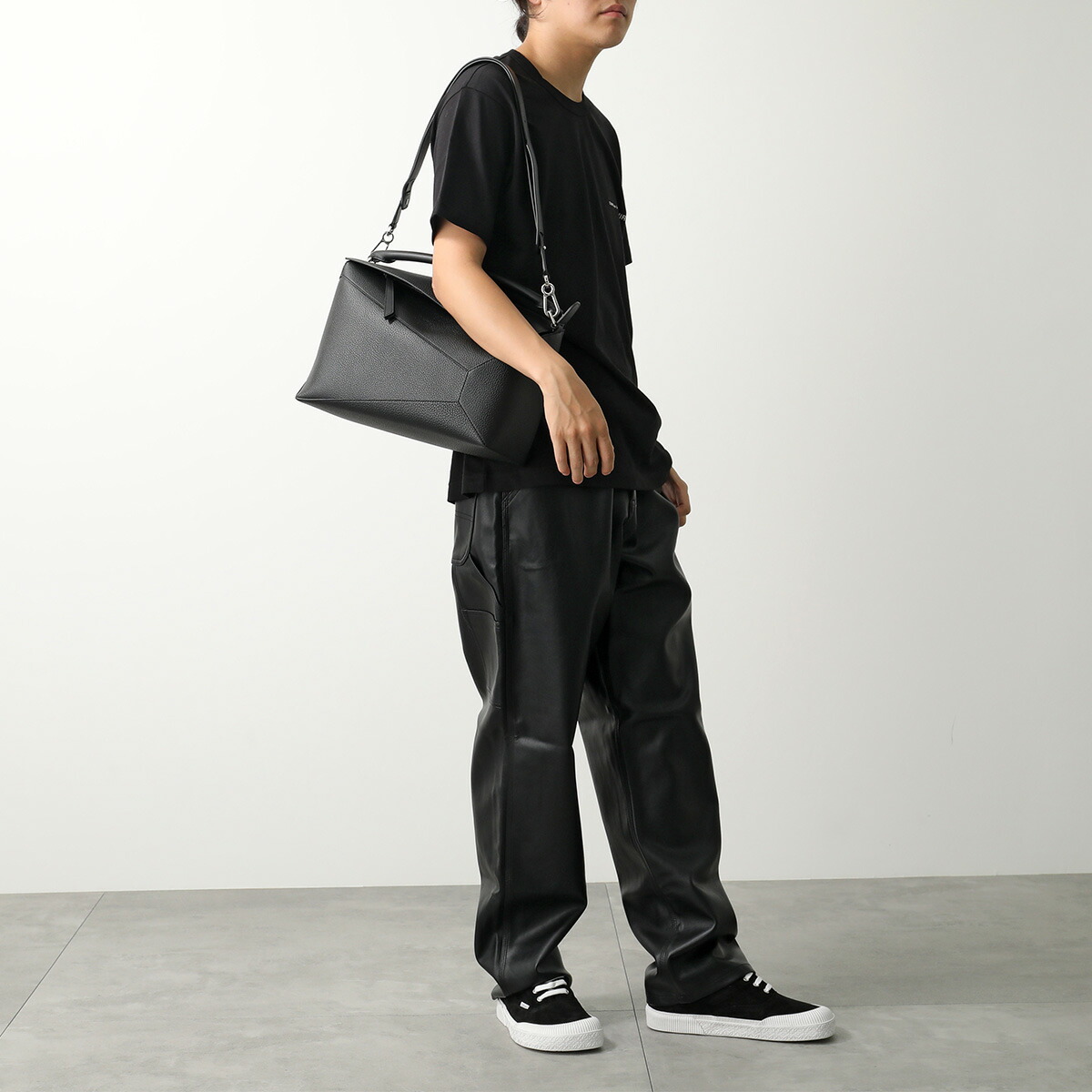 楽天市場】LOEWE ロエベ ショルダーバッグ PUZZLE EDGE LARGE パズル