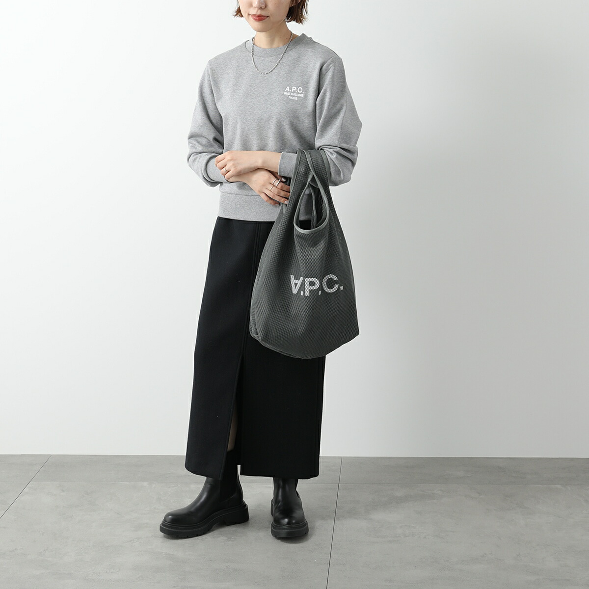 楽天市場】APC A.P.C. アーペーセー トートバッグ PSAEU H61679