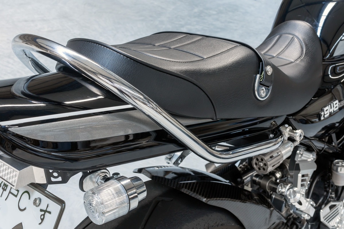 楽天市場】ARCHI アーキ Z900RS ARCHIシートASSY Z1/Z2タイプ ベルト