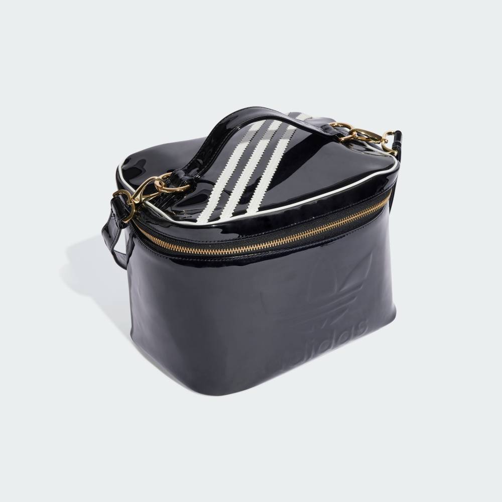 楽天市場】【公式】アディダス adidas 返品可 ライフスタイル アディ