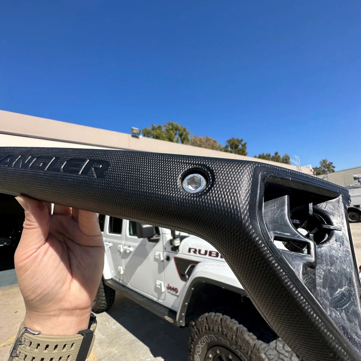 楽天市場】【MOPAR 純正】ジープ JEEP JL ラングラー JL ルビコン仕様
