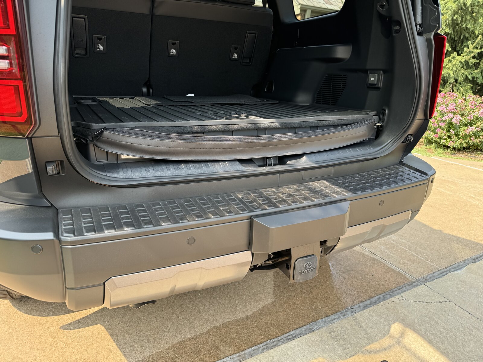 楽天市場】US TOYOTA 純正 ランクル250 専用 ヒッチカバー : American