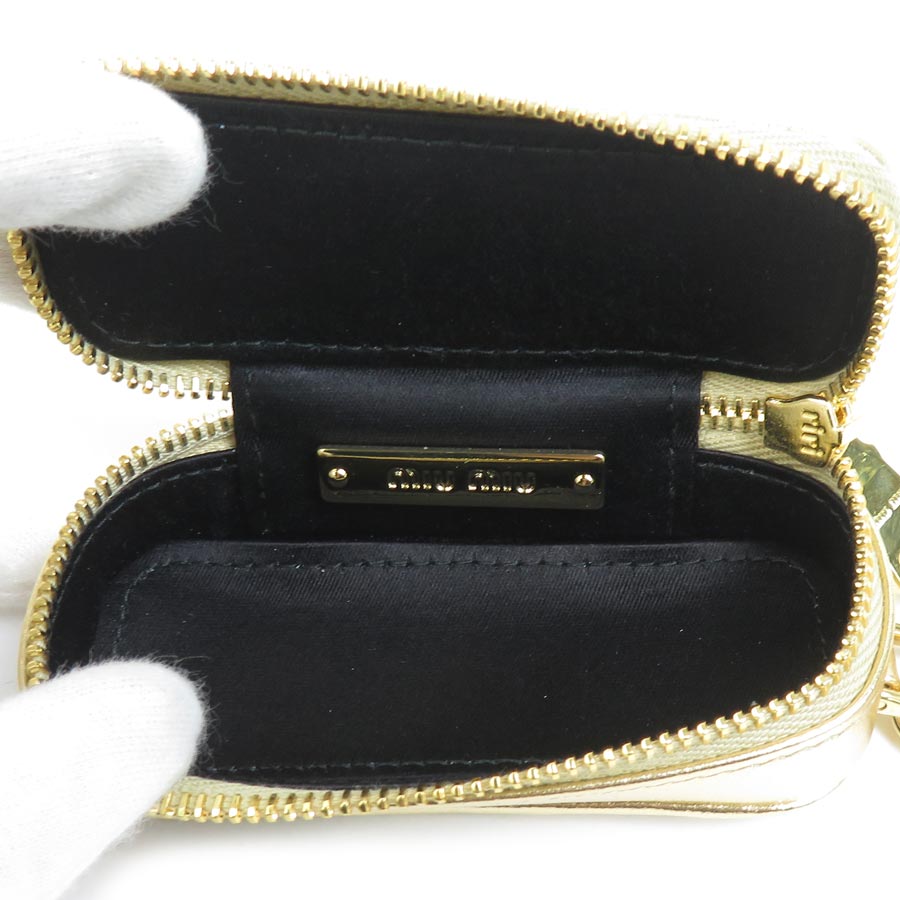 楽天市場】ミュウミュウ MIUMIU チャーム リップケース マテラッセ