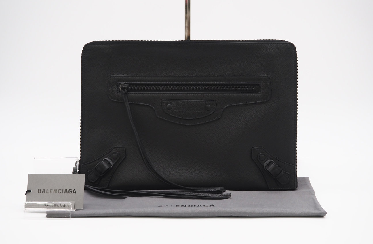 ☆安心の3大保証☆ ABランク ≪BALENCIAGA バレンシアガ/クラッチ