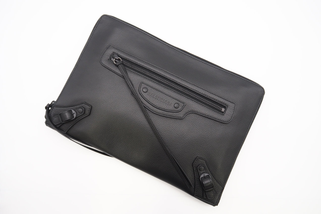 ☆安心の3大保証☆ ABランク ≪BALENCIAGA バレンシアガ/クラッチ