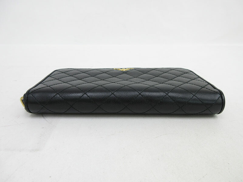 楽天市場】PRADA(プラダ) ラウンドファスナー 長財布 キルティング 黒
