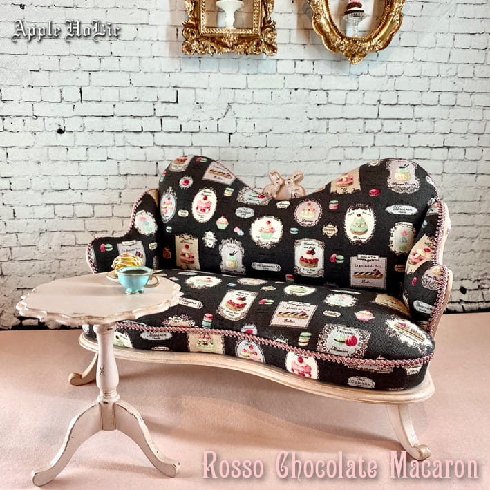 rossomhocolatemacaron2_sofa_01.jpg