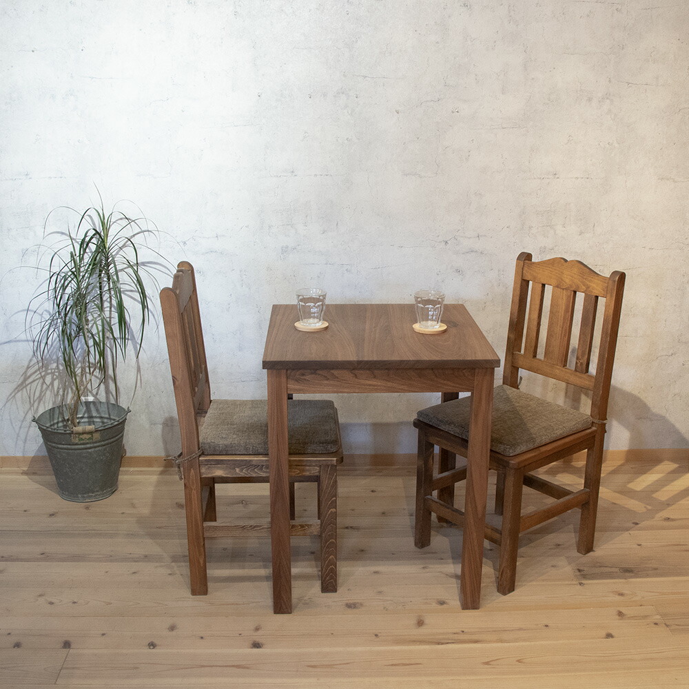 dinningtable23_01.jpg