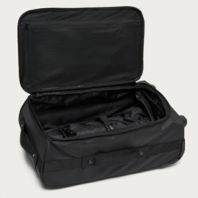 楽天市場】オークリー キャリーバッグ ENDLESS ADVENTURE RC CARRY-ON