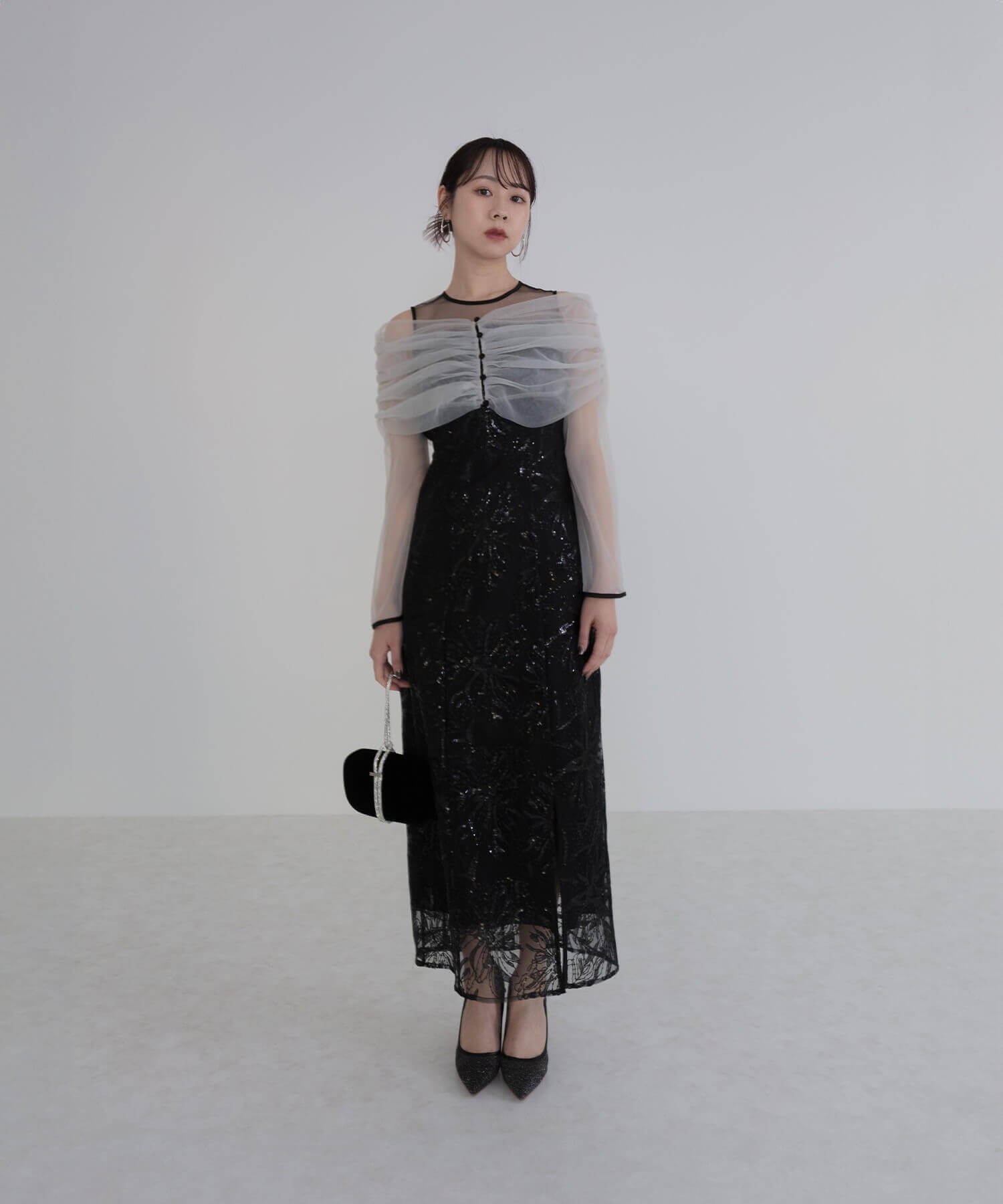 Leja｜LEJA-チュールオフショルダー花柄Iラインワンピースドレス 結婚